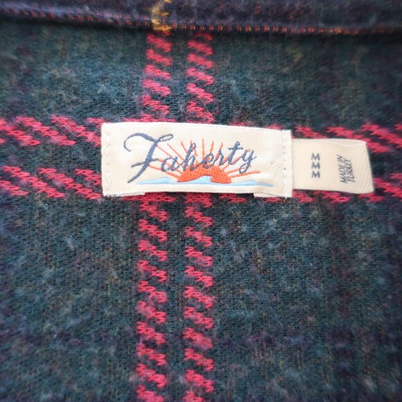 Faherty Navy and Pink Plaid Button Down Shirt - Picture 6 of 9